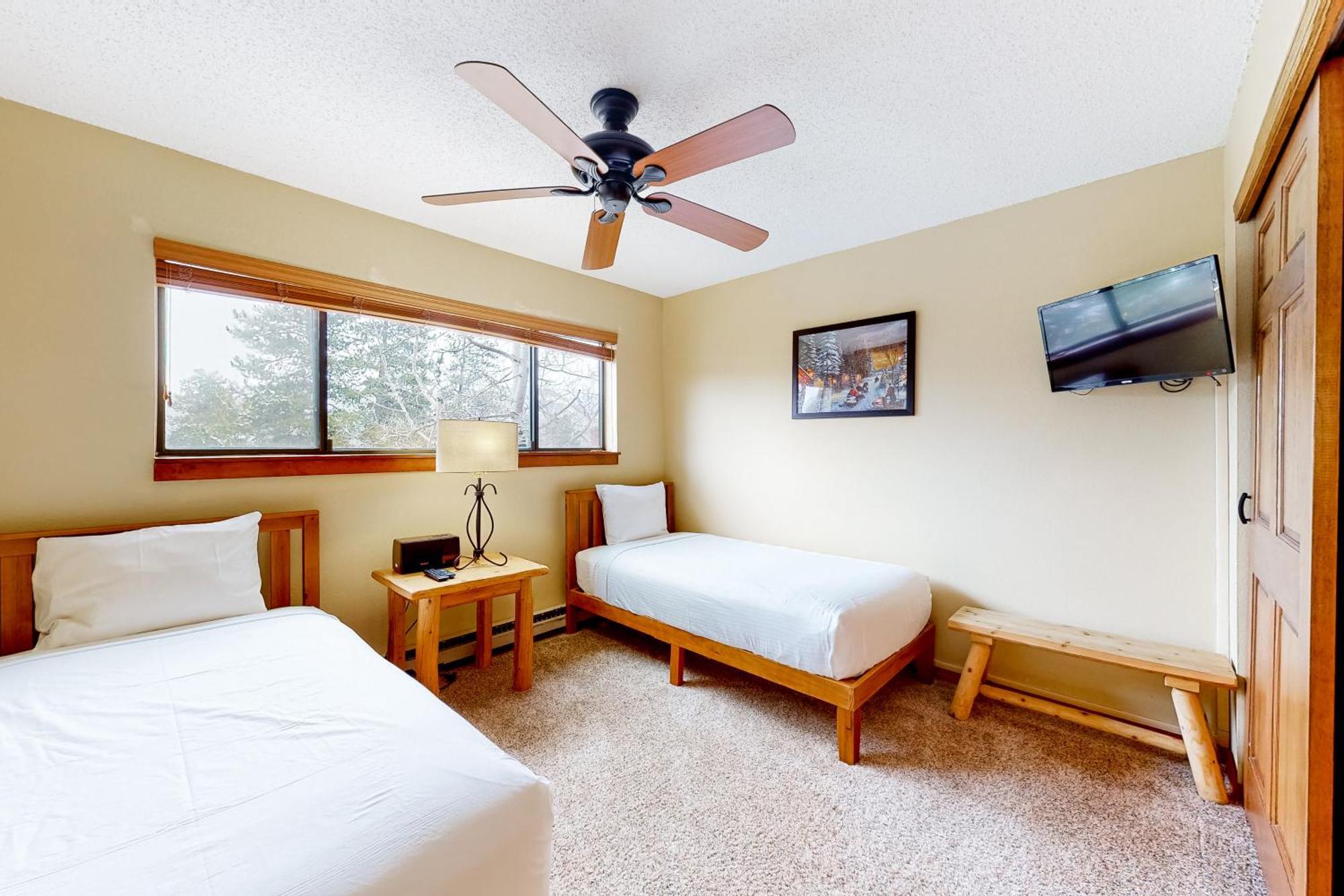 Pine Ridge Condos 브레켄리지 객실 사진